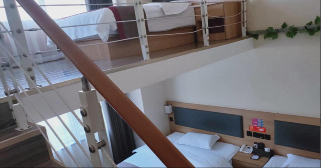 Thank Inn Chain Hotel Anhui Bengbu South Railway Station Экстерьер фото